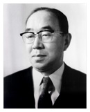 第七代 柳瀬 敏幸 教授の写真